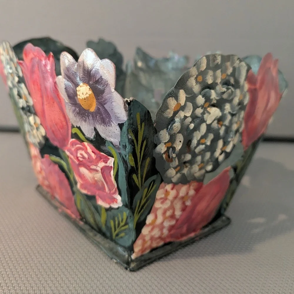VTG Hand Painted Metal Floral Basket Planter Toleware Signed Beautiful India